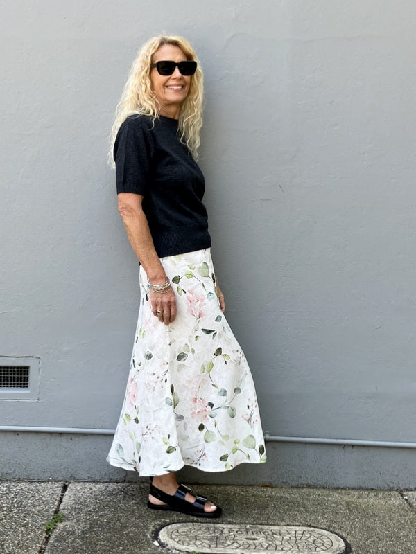 Kind-Human-Kind - Rosa Cashmere Blend Short Sleeve Top - Charcoal -jivaclothing