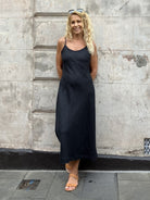 Jiva Antique Wash Linen Shoestring Slip Dress - Black -jivaclothing