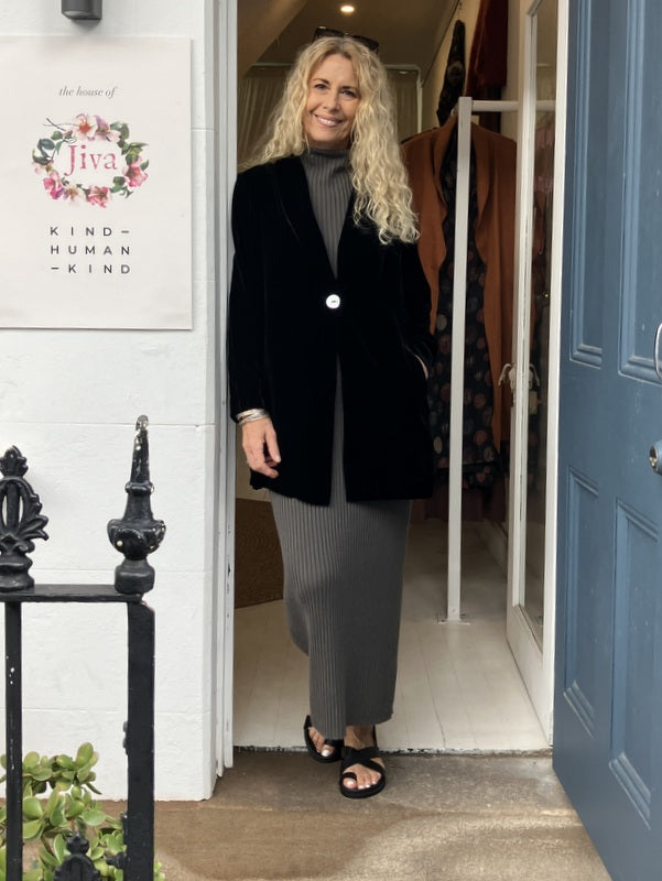 Jiva Silk Velvet Catherine Jacket - Black -jivaclothing